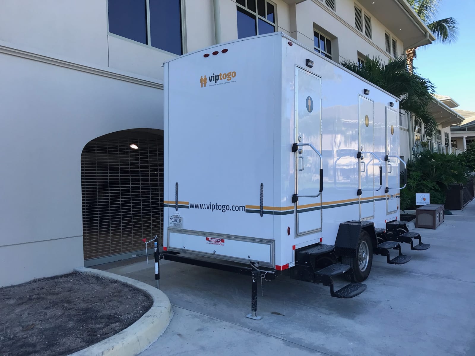 Elegant restroom trailers for Sanford and Florida events by VIP To Go