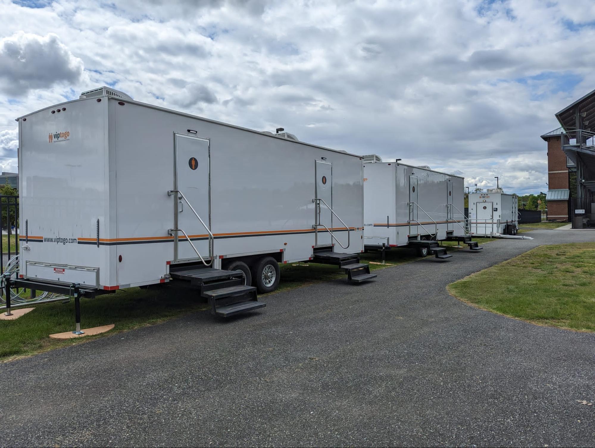 Luxury 2-station restroom trailer rental in Bowling Green event