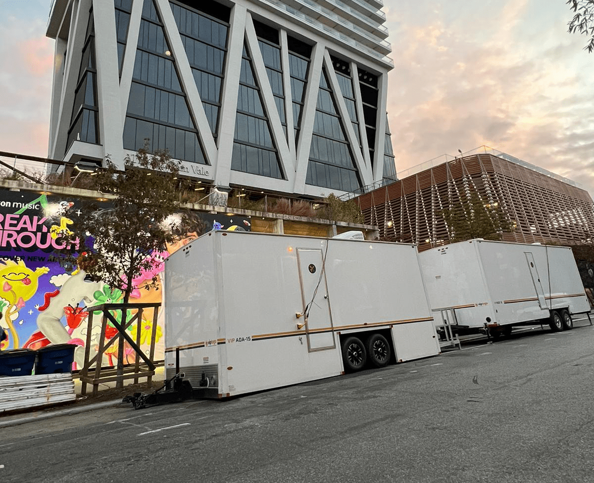 Luxury portable restroom trailers for New York events