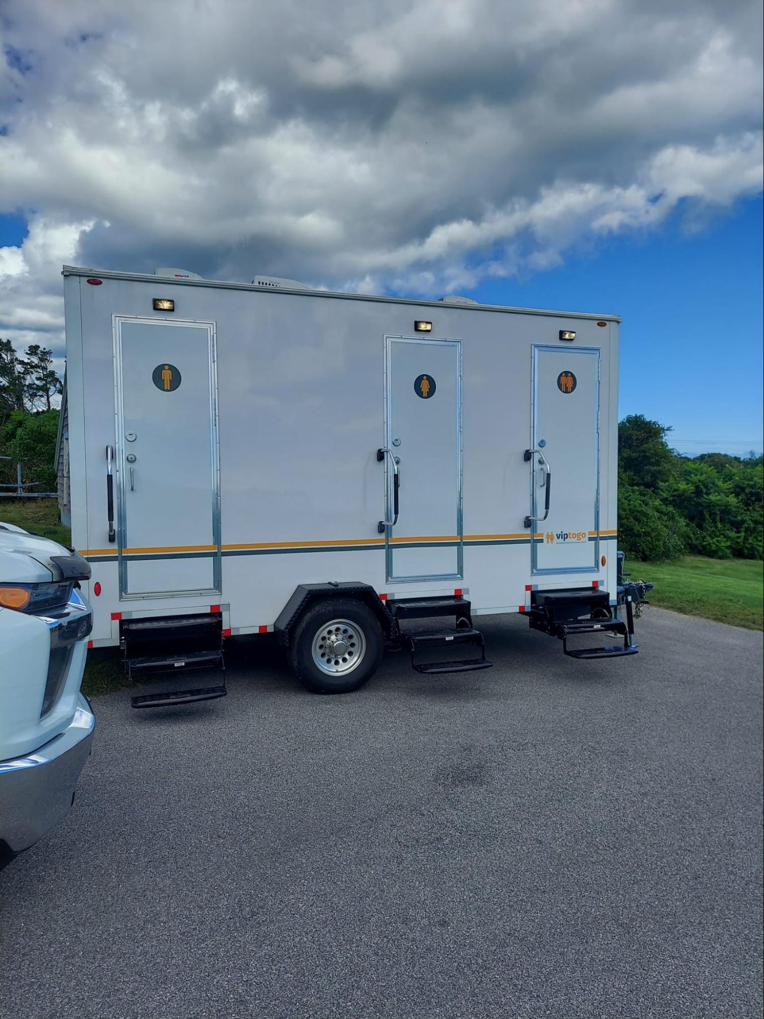 Luxury restroom trailers for long-term rental in Indiana