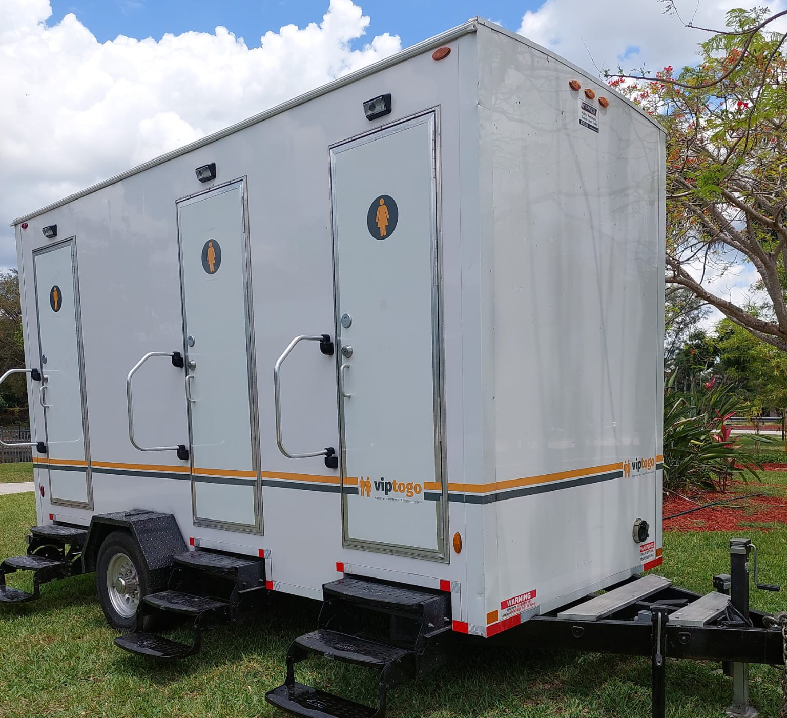 Premium portable restroom trailers for Shreveport-Bossier City, Louisiana events