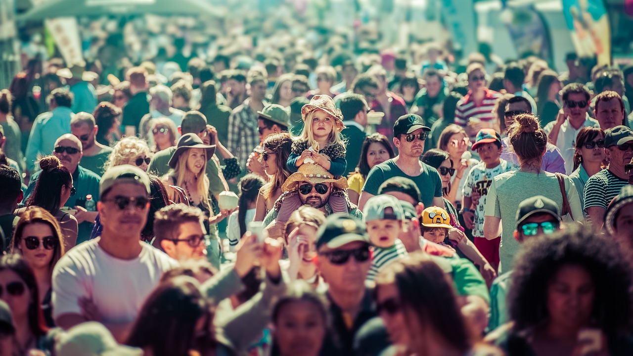 Crowd at festival where there is a waste management plan