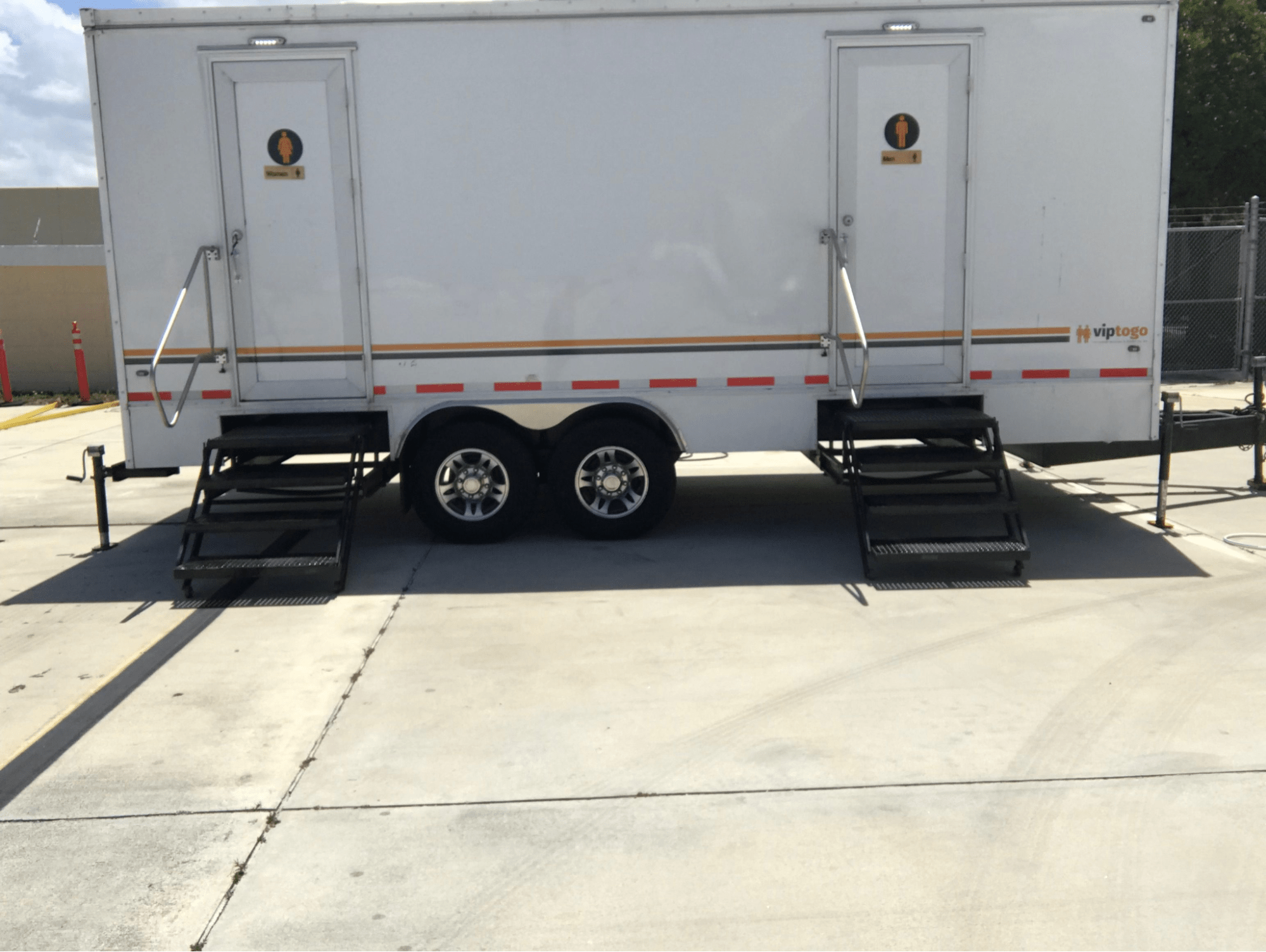 Portable restroom rental near Middlesex County