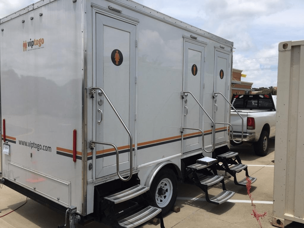 portable restrooms for phased construction projects