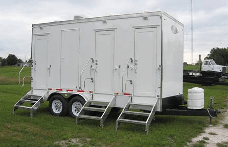 temporary restrooms for off-grid construction