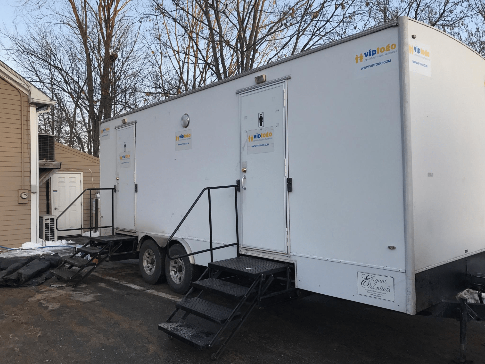 heated restroom trailers for cold weather events