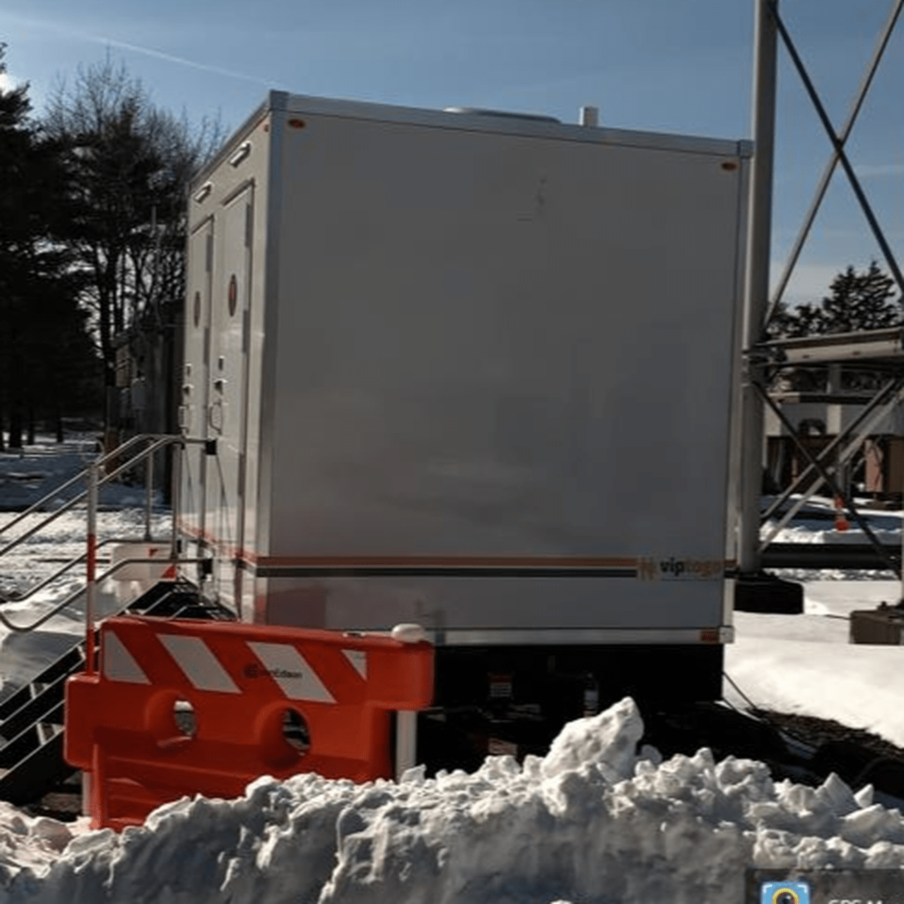 winter-ready bathroom trailers in the snow